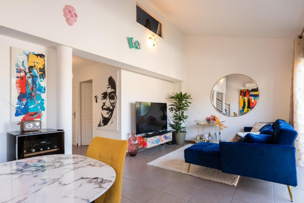 L'Avant Scene Meuble 5 Etoiles Parking Gratuit Jacuzzi Avignon Bagian luar foto